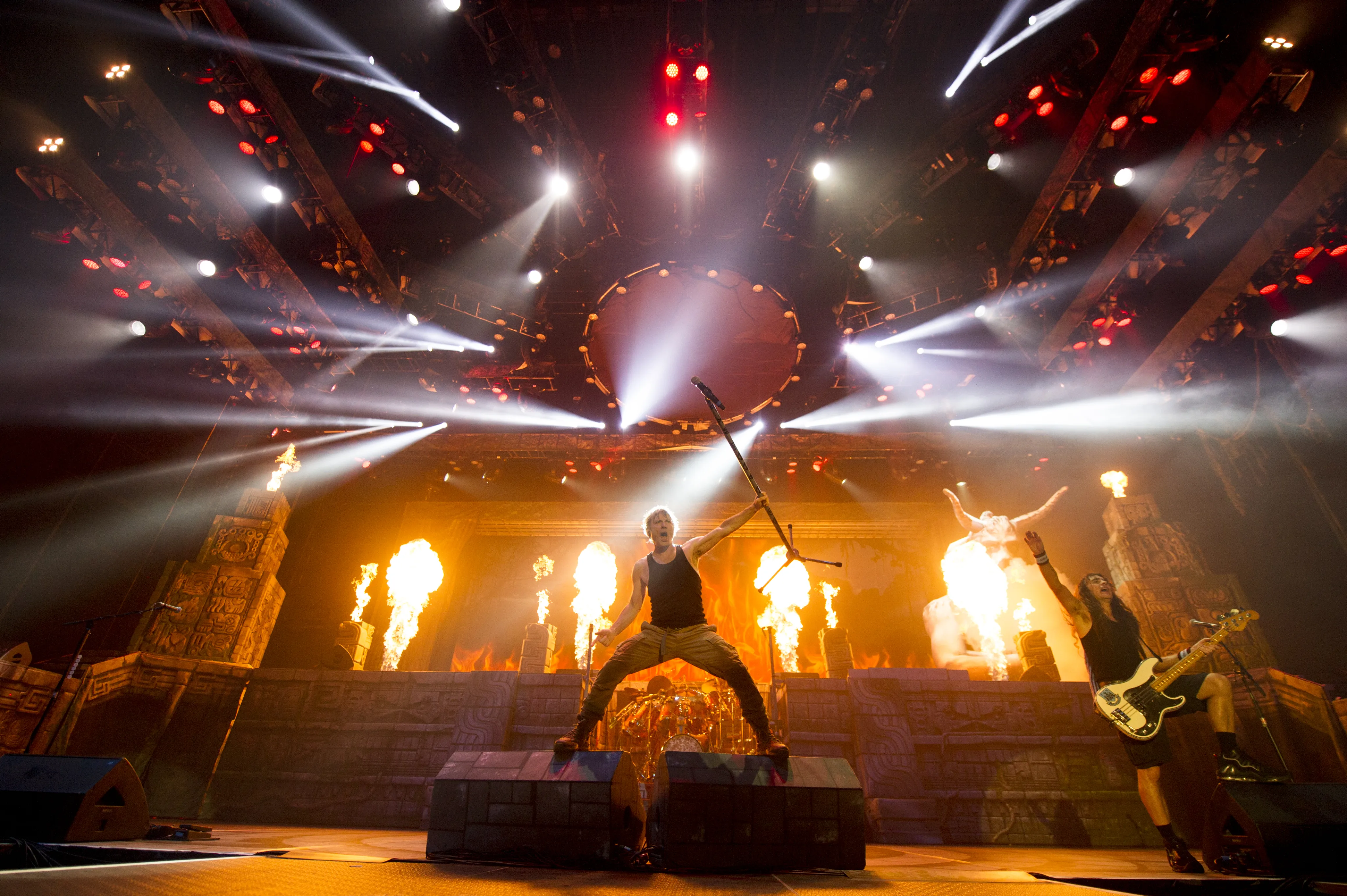 Iron Maiden prinesú do kín dokument, ktorý mapuje päť desaťročí metalovej histórie